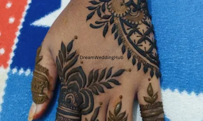 Best mehndi artist Ankur Mehndi Arts